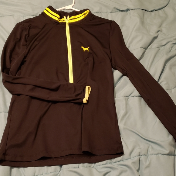 Victoria's secret pullover - Picture 1 of 1